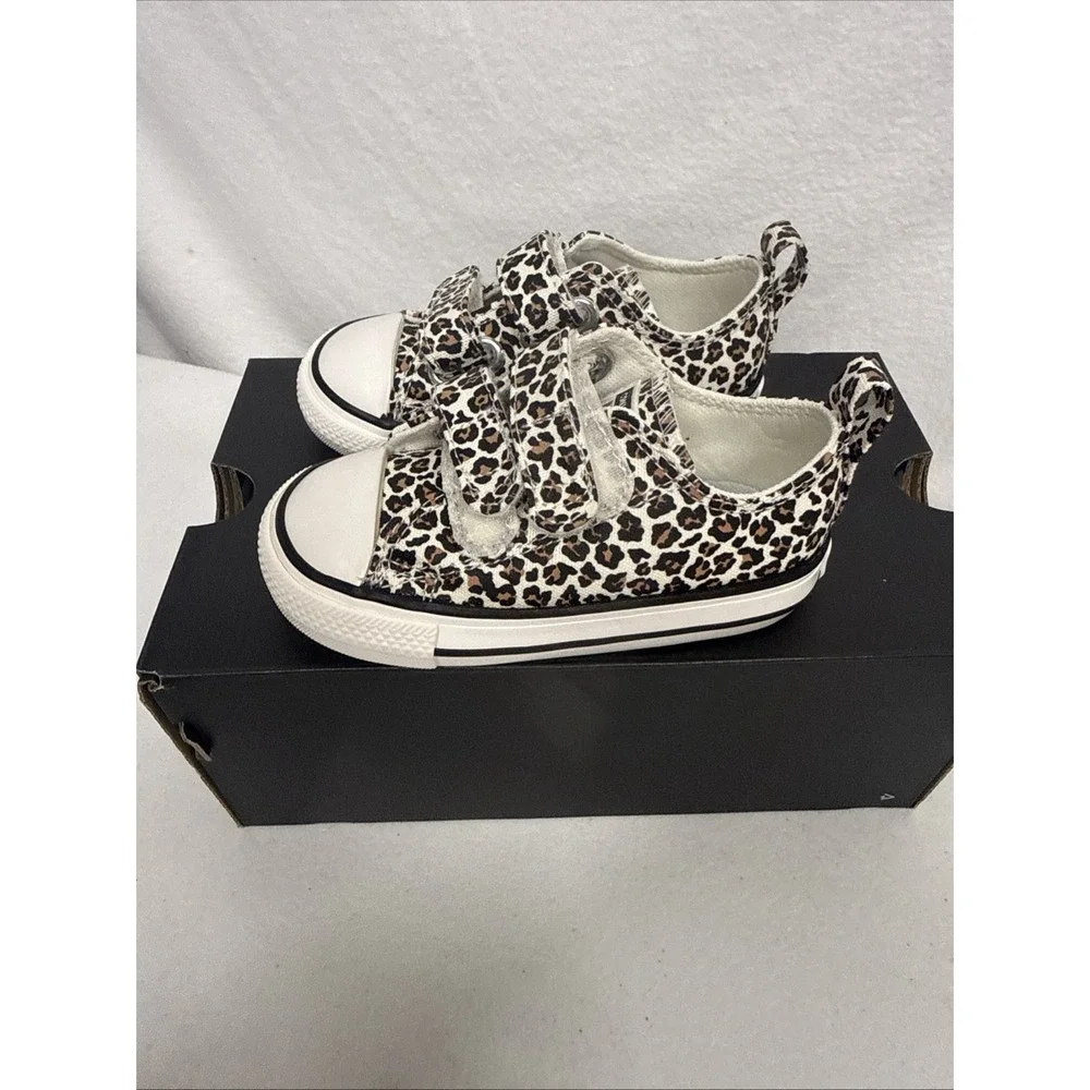CONVERSE Size 6 Toddler SHOES CTAS 2V OX EGRET/White/BLACK Animal Print New